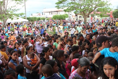 Festa das Crianças em Matupá reúne mais de 2 mil crianças na praça do migrantes