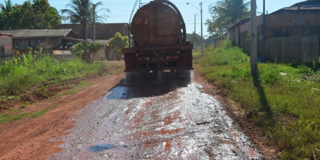 Após licitação, molhagem de ruas deve começar esta semana