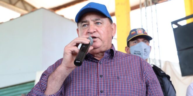 “Tenho orgulho e vou continuar defendendo o governo que veio para fazer a diferença em Mato Grosso”, afirma Nininho.