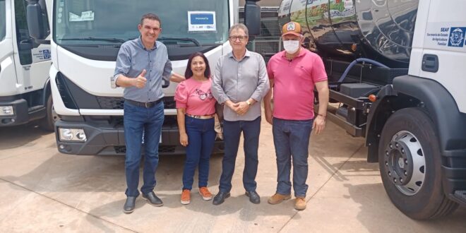 MAIS MATO GROSSO: Município de Paranaíta é contemplado com Caminhão Baú, Caminhonete Hilux e 05 tanques resfriadores