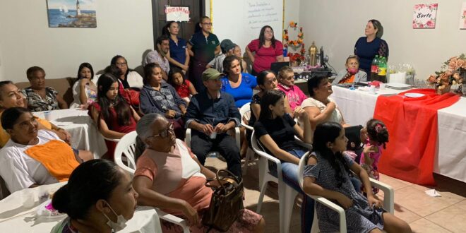 Assistência Social realiza evento para homenagear mulheres assistidas pelo CREAS