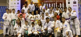 Delegação de Paranaíta conquista 17 medalhas no campeonato Nacional de Karatê-Do Tradicional