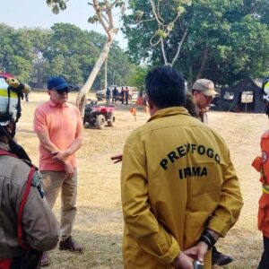 Governador de MT vistoria combate aos incêndios no Pantanal: “empenhamos todos os esforços para a extinção do fogo”