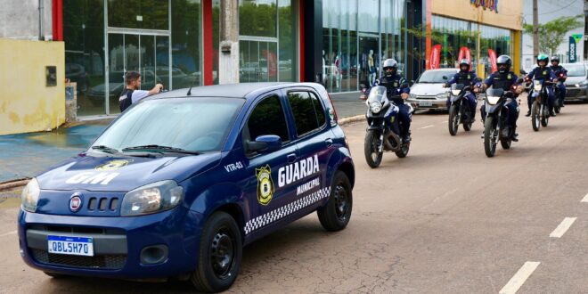 Reforço na Segurança Pública: Guarda Municipal de Trânsito recebe duas viaturas e 5 motos