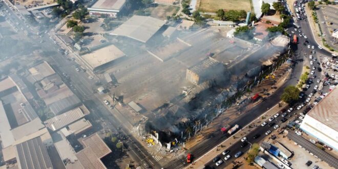 Incêndio que destruiu shopping de Cuiabá pode ter começado por falha elétrica, diz polícia