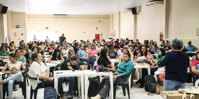 Secretaria de Educação realiza capacitação continuada para os profissionais da Rede Pública Municipal