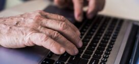 Projeto capacita pessoas idosas para acesso seguro ao ambiente digital