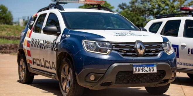 Polícia Militar prende homem em flagrante por violação de sepultura