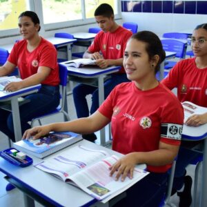 Programação do Dia das Crianças tem início com muita alegria na Comunidade Flor da Serra