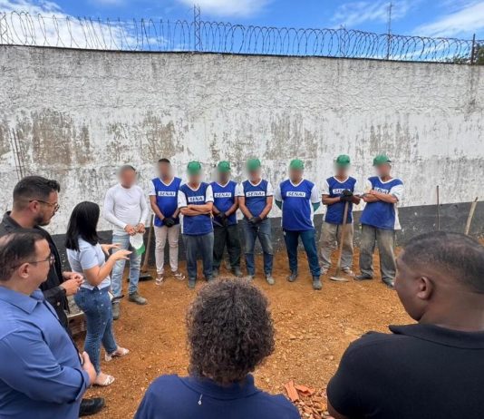 Reeducandos constroem espaço em unidade prisional destinado a atividades educacionais