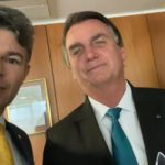 Moraes autoriza e Medeiros visitará Bolsonaro em prisão domiciliar