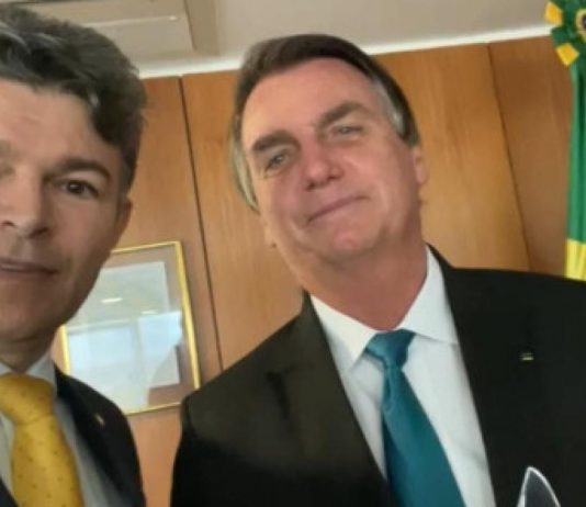 Moraes autoriza e Medeiros visitará Bolsonaro em prisão domiciliar