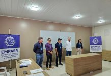 Prefeitura e Governo do Estado entregam cartões do FUNDAAF para 38 agricultores familiares