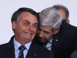 Dois generais do Alto Comando acompanharam prisão de Heleno e Paulo Sérgio