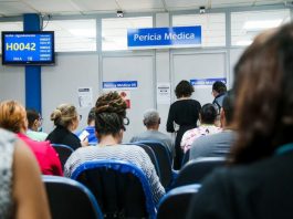 Fila do INSS bate recorde e quase 3 milhões aguardam análise de benefícios