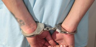 Filho de 17 anos mata o pai com tiros e facadas no interior