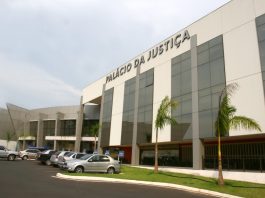 Empresa terá de devolver valores pagos por promessa de reduzir dívidas
