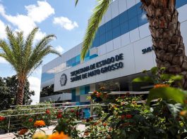 Governo mantém 719 temporários em funções permanentes na Saúde e descumpre legislação, aponta TCE