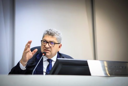 TCE-MT confirma legalidade de aplicações financeiras com recursos do duodécimo, sob critérios constitucionais