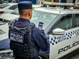 Motociclistas ficam feridos após acidente na Perimetral