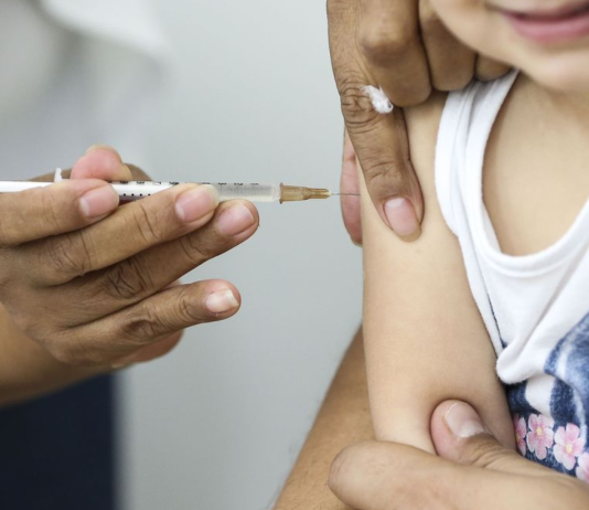 Campanha de Multivacinação aplica mais de 146 mil doses em crianças e adolescentes em Mato Grosso