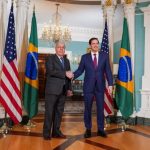 Rubio Publica Foto com Mauro Vieira Após Reunião e Fala em “Reciprocidade” nas Relações Comerciais