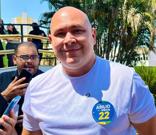 Abilio Brunini recebe R$ 52,9 mil por mês, mais que governador e presidente