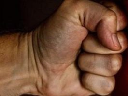 Mulher invade casa e agride atual companheira do ex em Alta Floresta