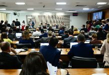 Mendonça manda prorrogar CPMI do INSS e cobra ação em 48h