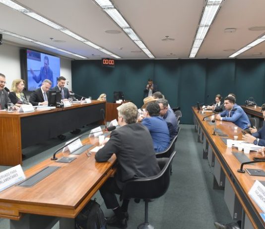 Conselho de Ética retoma depoimentos de testemunhas sobre ocupação do Plenário