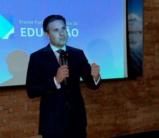 Motta afirma que novo Plano Nacional de Educação será marco histórico