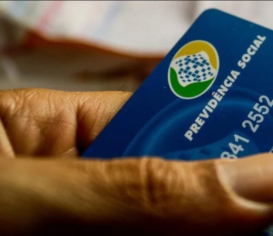 INSS favoreceu cartão Credcesta em mudanças de regra de 2022, aponta Folha