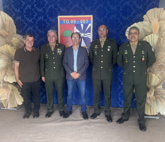 Câmara Municipal marca presença na solenidade de passagem de Chefia do Tiro de Guerra 09-001