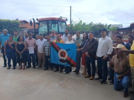 Sinfra entrega equipamentos para comunidades indígenas da MT-170