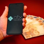 EUA miram PIX e propõem tarifa de 25% sobre produtos do Brasil