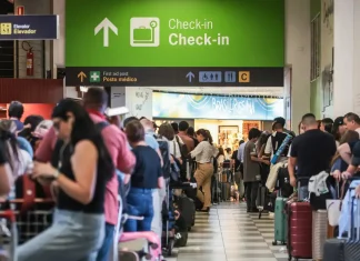 Ventania histórica em SP provoca mais de 540 cancelamentos de voos no país