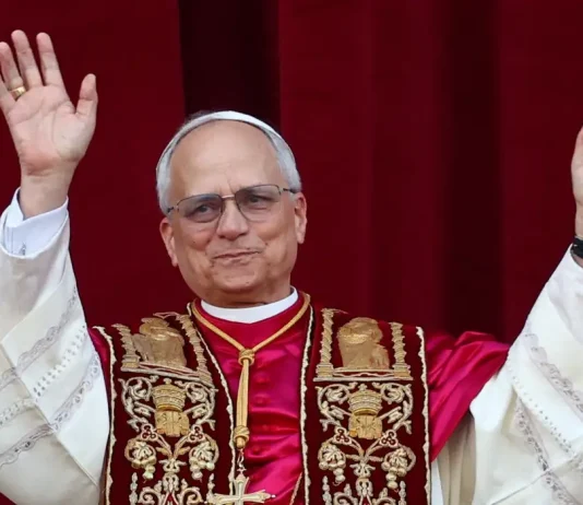 Papa Leão XIV é diagnosticado com câncer de pulmão após cirurgia em Roma