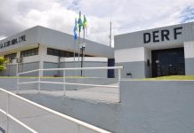Polícia Civil cumpre mandados contra funcionária de hospital que desviava valores de clientes de cirurgias plásticas