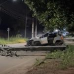 Condutora colide contra poste na Perimetral Rogério Silva em Alta Floresta