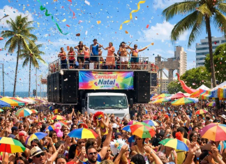 Mulher é presa com dezenas de celulares após prévia carnavalesca em Natal
