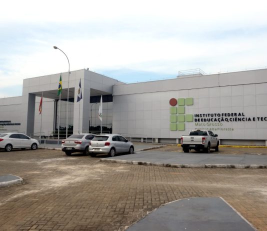 IFMT abre processo seletivo com 19 vagas para professores substitutos