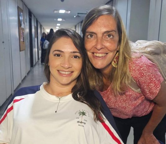 Laís Souza encontra paciente que voltou a andar após tratamento inovador