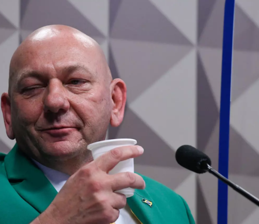 Luciano Hang critica discussão sobre fim da escala 6×1 no Brasil