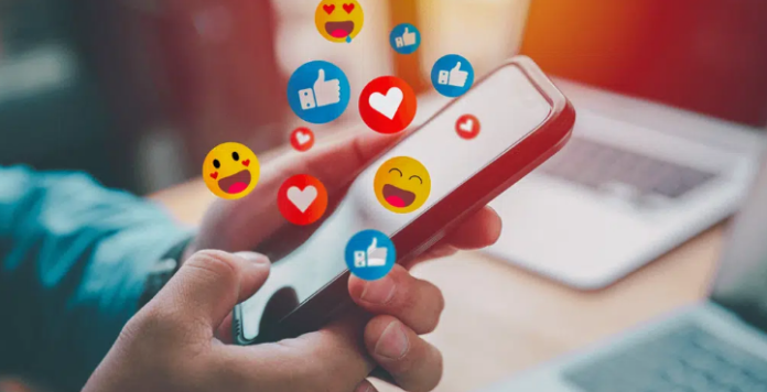 Redes sociais