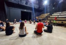 TEAF abre inscrições para oficinas de teatro com turmas gratuitas