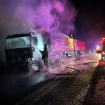 Judiação: Corpo de Bombeiros combate incêndio em carreta carregada com soja