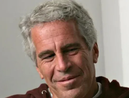 Concurso de moda, revista e recrutadora de mulheres no Brasil: os indícios da atuação de Jeffrey Epstein no país Cerca de 4 mil menções ao Brasil aparecem nos Epstein Files até o momento, segundo apurou a BBC News Brasil