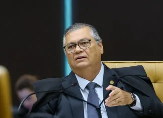 Dino decide que aposentadoria não pode ser punição a juízes