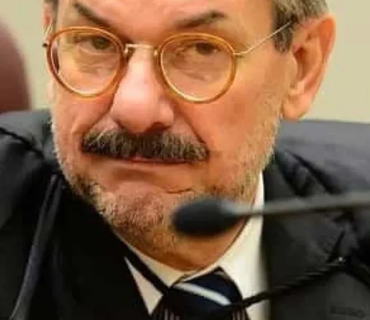 STJ determina perda do cargo de Marco Buzzi após processo por importunação sexual