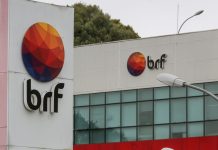 MPT firma acordo com BRF para proteger gestantes em frigorífico